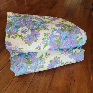 Vintage 70s JC Penney Blue and Purple Floral Print Twin Size Bedspread Quilted C